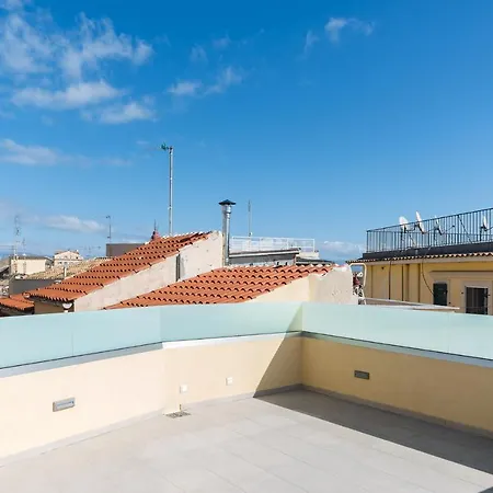 Leonidas - Annunziata Luxury Penthouse Lägenhet