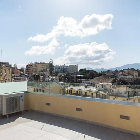 Leonidas - Annunziata Luxury Penthouse Lägenhet *