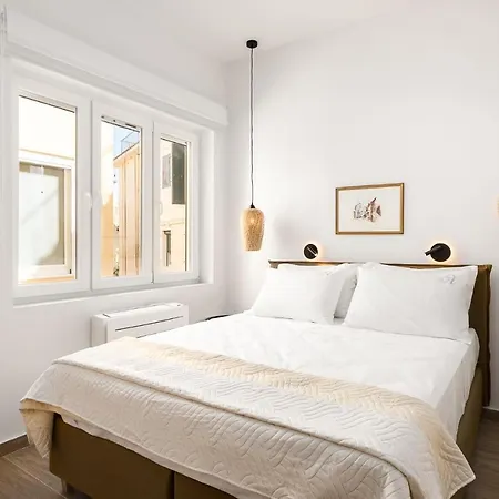 Leonidas - Annunziata Luxury Penthouse *